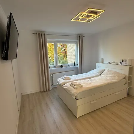 3-room - Near Airport & Hamburg Norderstedt