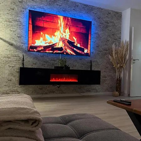 3-room - Near Airport & Hamburg Lejlighed