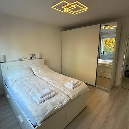 3-room - Near Airport & Hamburg * Norderstedt